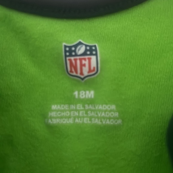 4/$15 NFL Seattle Seahawks 18m - Picture 3 of 3